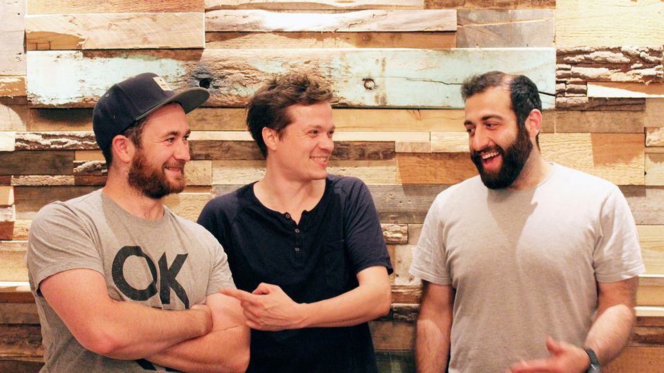 Die Drei vom "Gutburgerlich" in Gießen: Dominic Büttner (l.), Philipp Kübler (m.) und Minas Adis.