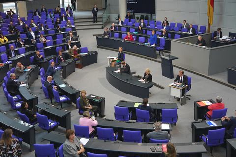 Entlastung in der Coronakrise: Der Deutsche Bundestag entscheidet am Donnerstag über das Sozialpaket II