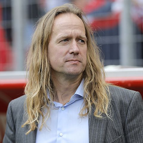 "Wir und Corona": "Profi-Fußballer müssen nicht als gesellschaftliche Vorbilder herhalten" – Kölns Mitgliederrats-Chef zum Bundesliga-Restart