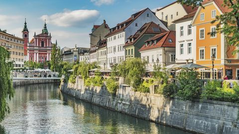Uferpromenade in der slowenischen Hauptstadt Ljubljana – die Regierung hat die Coronavirus-Pandemie im Land für beendet erklärt