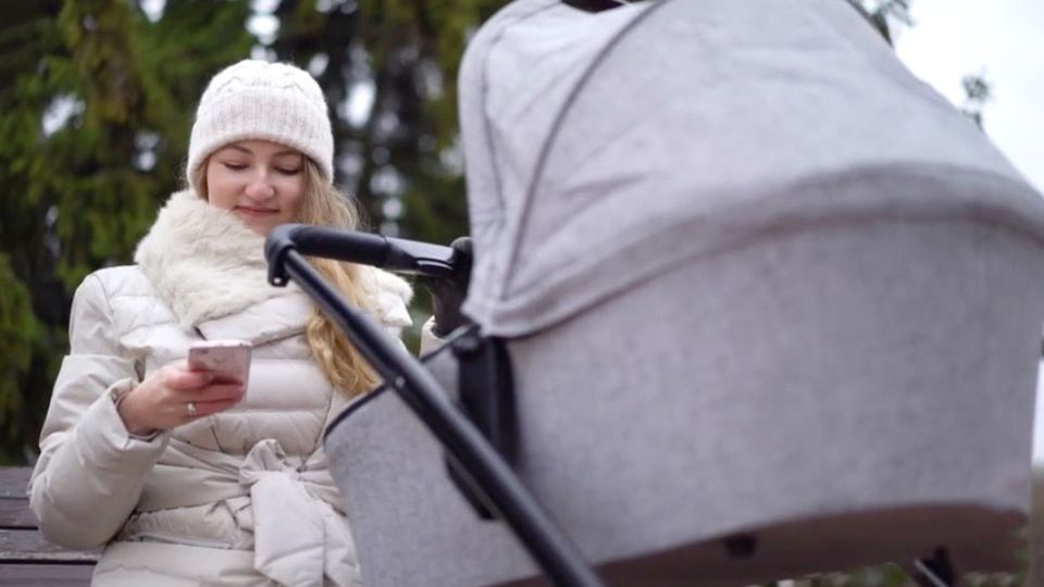 Diese Auswirkungen haben Handys auf die Beziehung zwischen Eltern und Kindern Diese Auswirkungen haben Handys auf die Beziehung zwischen Eltern und Kindern