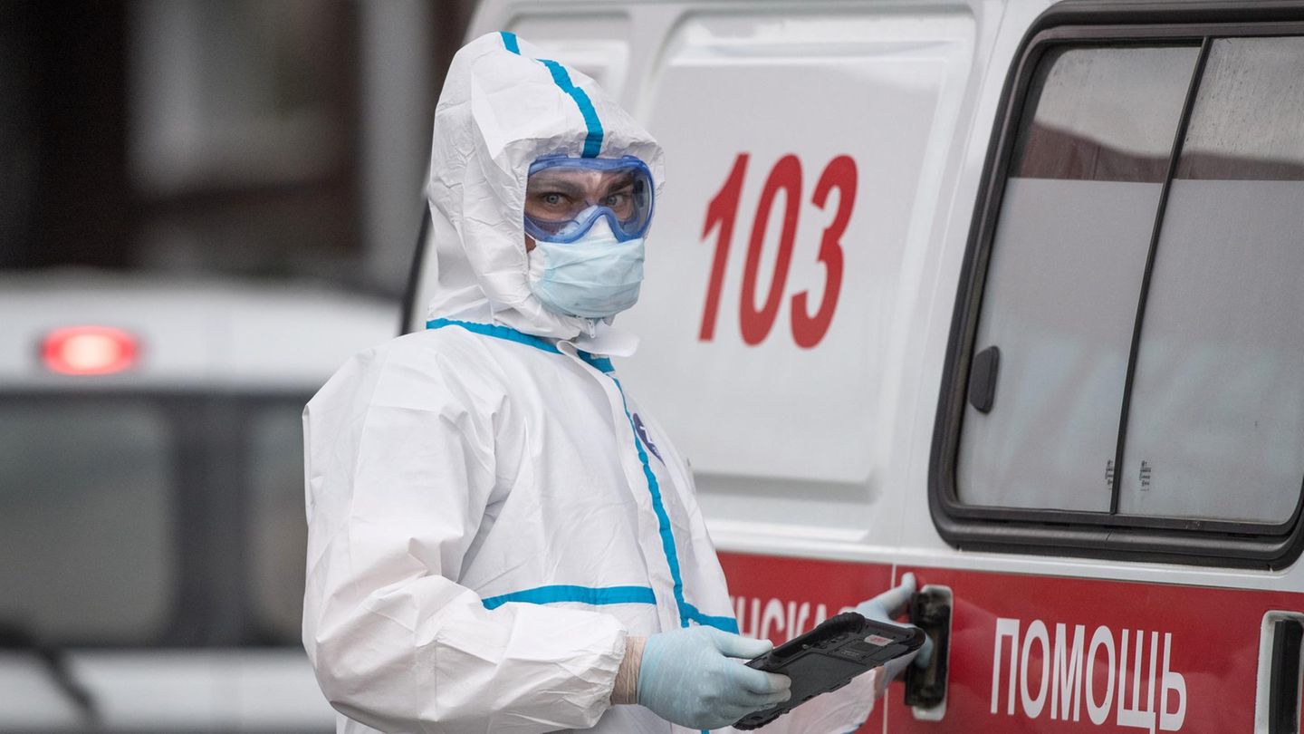 Russland: Eine Notärztin im Einsatz in Moskau:
