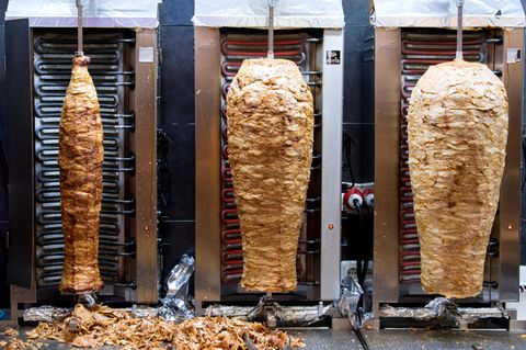 Fleischspieße im Dönerladen