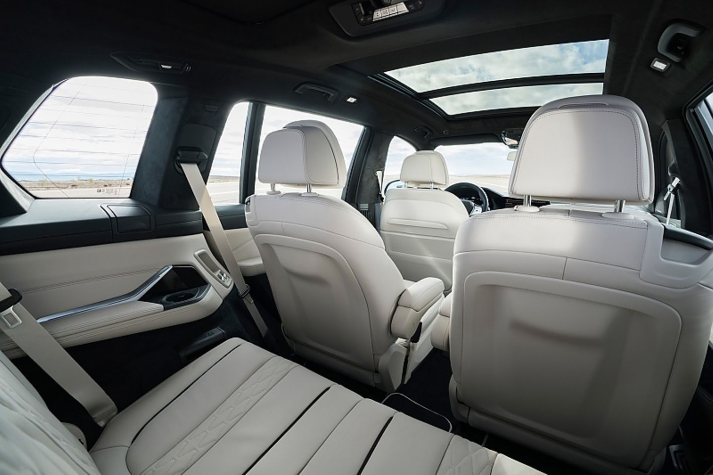 BMW Alpina XB7