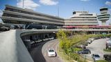 Terminal A wurde als Flughafen der kurze Wege mit nur wenigen Schritte vom Taxi bis zum Check-in-Counter konzipiert