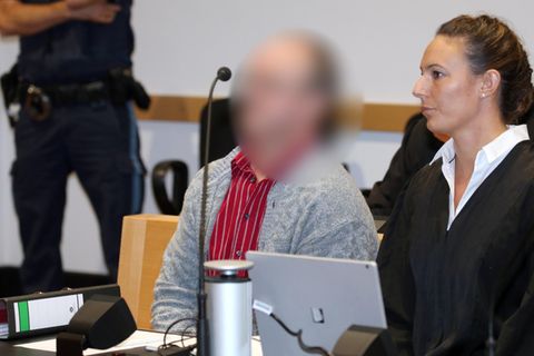 Der Bauer während der Gerichtsverhandlung