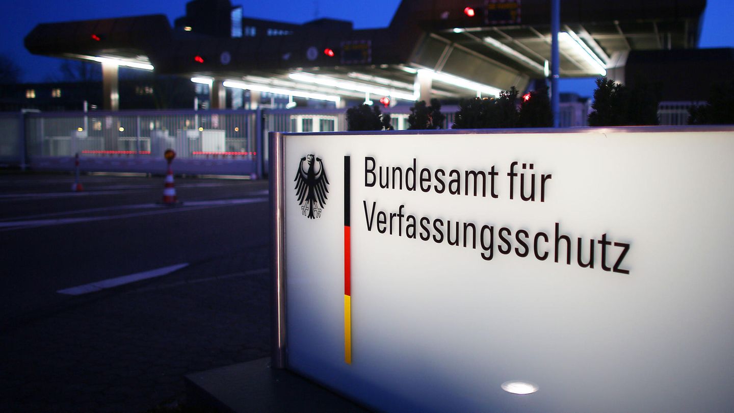 Bei der Bundesanwaltschaft soll man sehr verärgert sein über offenbar frisierte Berichte des Verfassungsschutzes