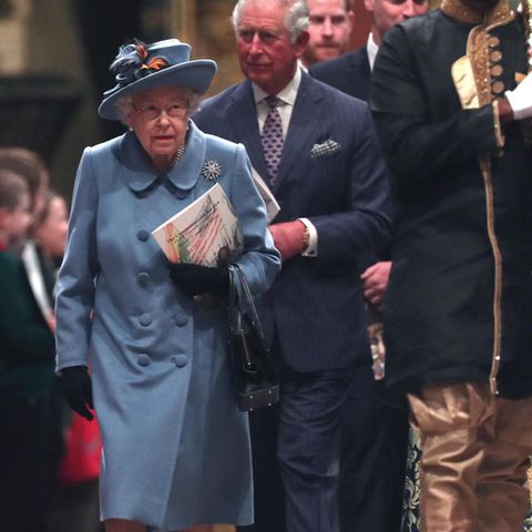 Queen Elizabeth und Prinz Charles