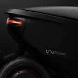 Die Bank reicht über die Radnabe hinaus, so schafft man Raum für große Passagiere. 