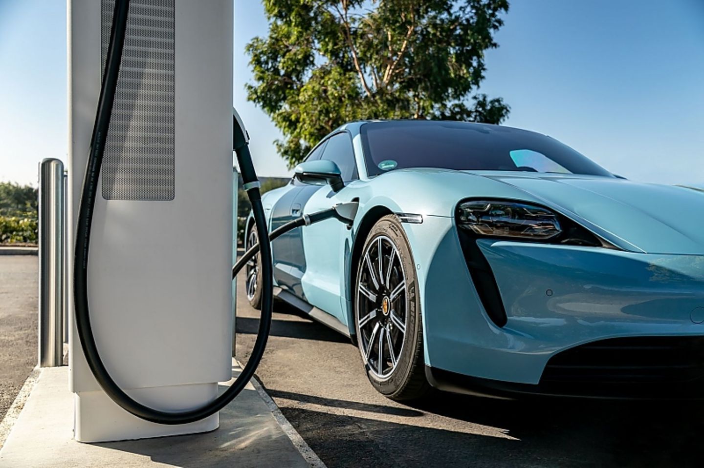 Porsche Taycan 4S