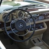 Mercedes 280 SE 3.5 der Baureihe W 111