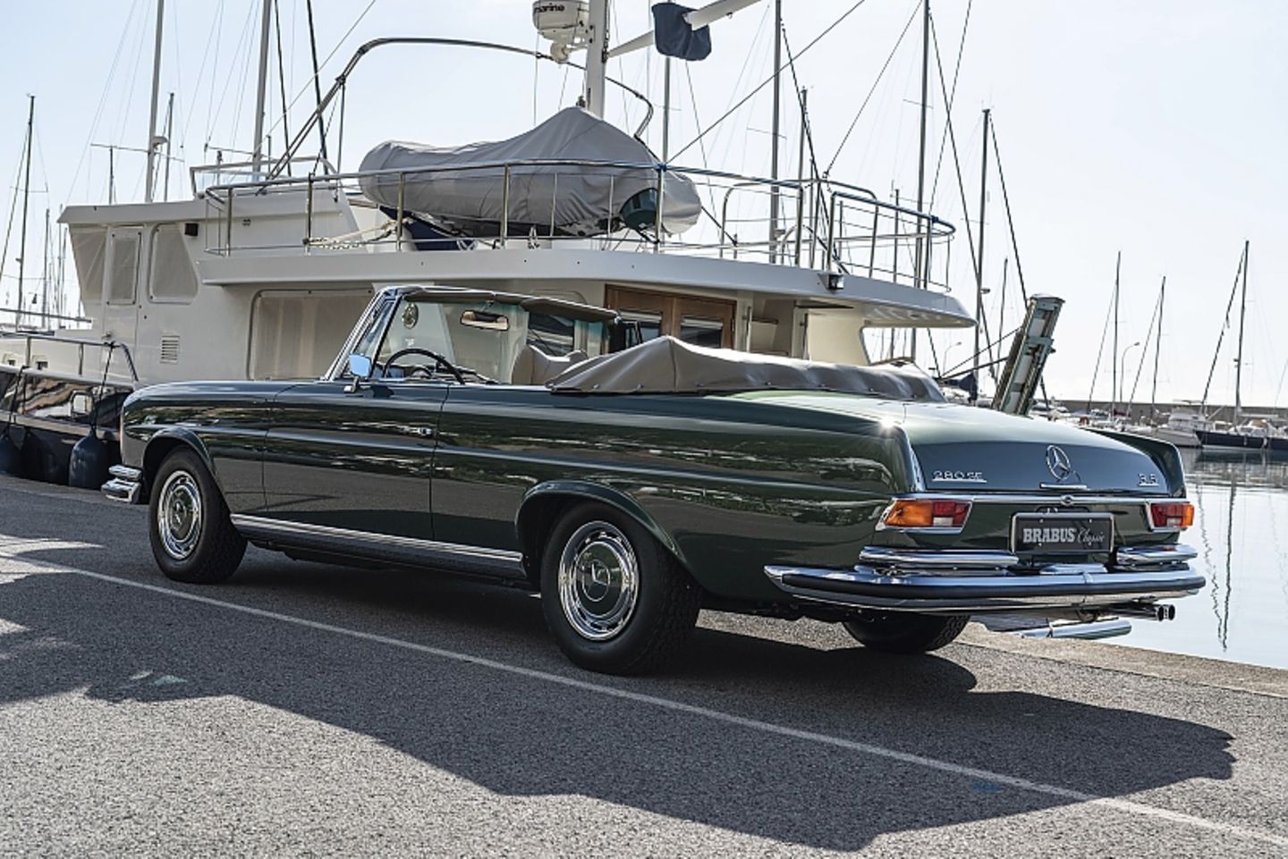 Mercedes 280 SE 3.5 der Baureihe W 111