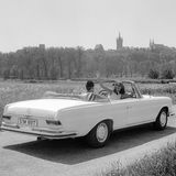 Mercedes 280 SE 3.5 der Baureihe W 111