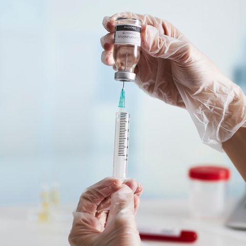Covid-19-Impfstoff: Virologe: "Am Anfang wird man wohl noch keinen ganz optimalen Impfstoff haben"