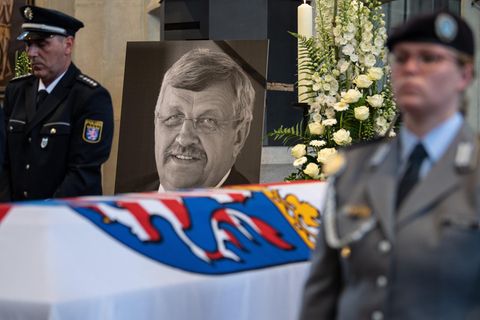 Die Corona-Pandemie erhöht die Gefahr von Angriffen auf Kommunalpolitiker wie Walter Lübcke