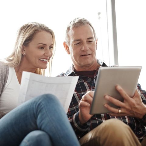 Finanzen: Wer ist besser bei der Geldanlage? – „Männer überschätzen sich“