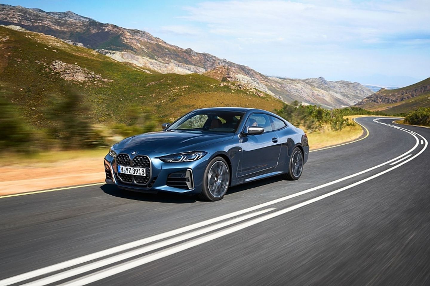 Das neue BMW 4er Coupé unterscheidet sich optisch deutlich vom aktuellen 3er und vom Vorgänger