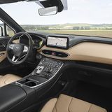 Der zentrale Touchscreen ist 12,3 Zoll groß