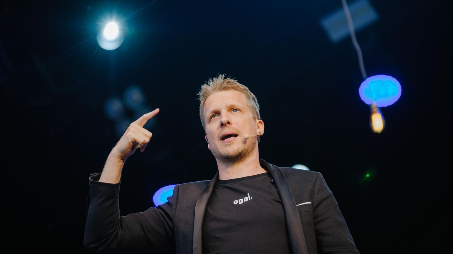 Oliver Pocher gerät wegen eines Witzes in die Kritik