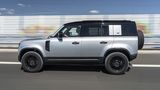 Der Land Rover Defender 110 ist 5,02 Meter lang