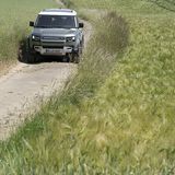 Der permanente Allradantrieb garantiert Traktion