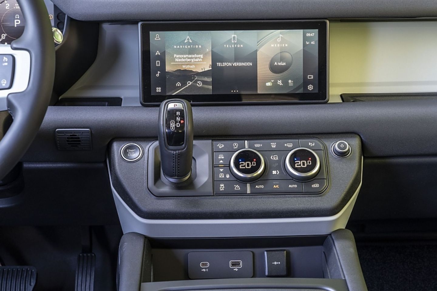 Der 12,3 Zoll große Touchscreen ist die Kommandozentrale des Infotainments