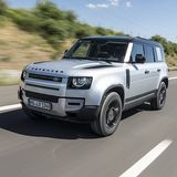 Nach 9,1 Sekunden erreicht der Land Rover Defender 110 D240 Landstraßentempo