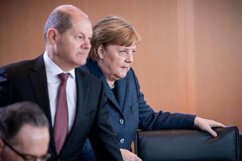 Bundesfinanzminister Olaf Scholz (SPD) und Bundeskanzlerin Angela Merkel (CDU)