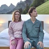 Bild 1 von 15 der Fotostrecke zum Klicken  Lüsis Suite der Ferienregion Heidiland Gemeinde in Walenstadt  Diese 1300 Meter hoch gelegene Suite befindet sich auf einem Hochplateau, mit Aussicht auf den Walensee, die Glarner Alpen und das Sarganserland.