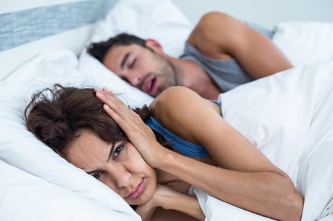 Spezielle Kissen sollen das Schnarchen verhindern