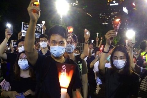 Hongkonger trauern trotz Gedenkverbot