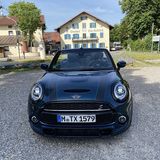 Kurven machen im Mini Cooper S Cabrio Sidewalk viel Spaß