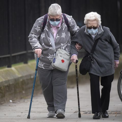 Covid-19-Erkrankungen: Warum so viele Menschen in Großbritannien an Corona sterben
