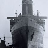 Die "SS United States" mit dem Teleobjektiv von vorne fotografiert