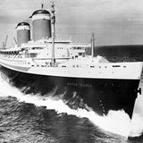 Ein Schiff mit schmalen Linienriss: Der Bug schnitt durch das Wasser wie ein Messer und erlaubte Geschwindigkeiten von über 40 Knoten in der Stunde.