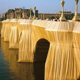 Der verhüllte Pont Neuf in Paris