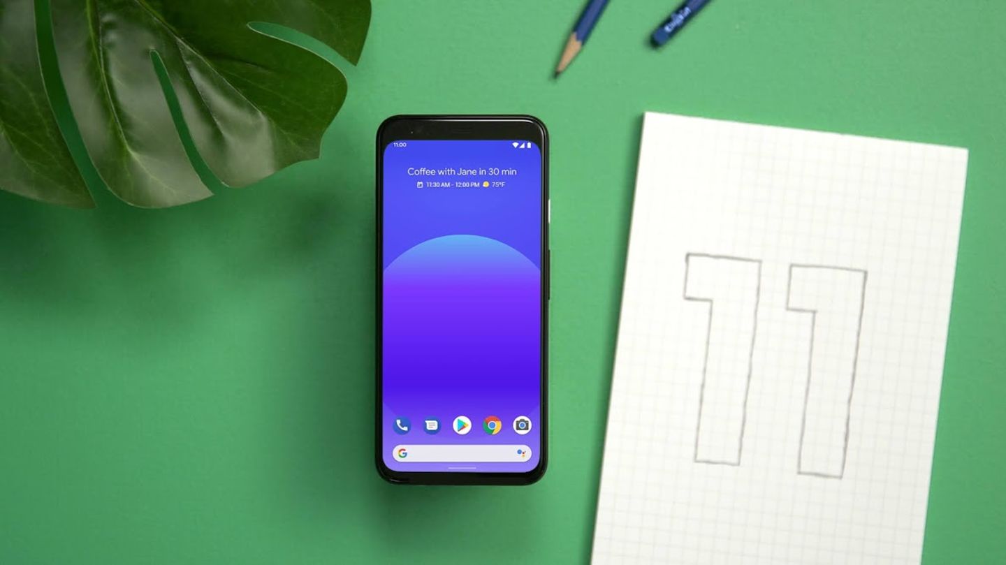 Ein Pixel-Smartphone mit installiertem Android 11. Googles Schwerpunkt liegt in diesem Jahr auf einer verbesserten Privatsphäre.