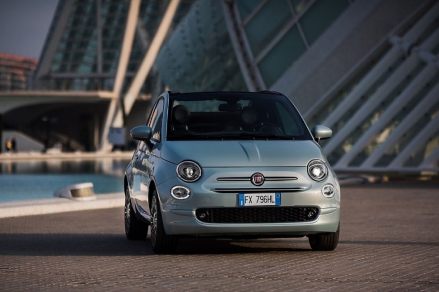 FCA kommt nicht so recht auf die Beine. Im April kommen Fiat, Jeep und Chrysler nur auf 3,7 Prozent Marktanteil