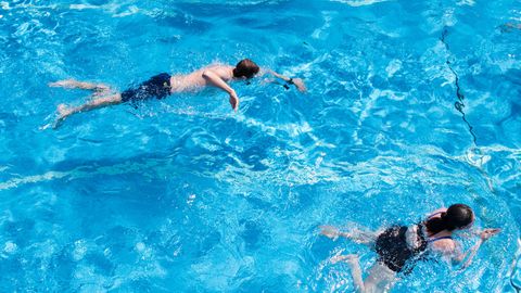 Corona-Pause: RKI warnt vor Legionellen in Schwimmbädern