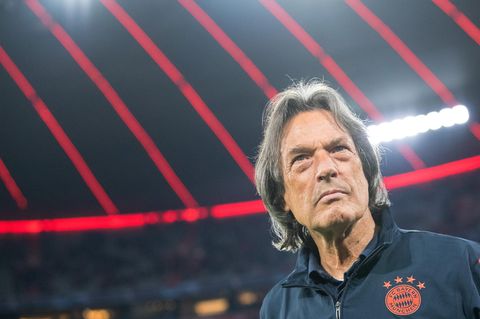 Hans-Wihlhelm Müller-Wohlfarth - Mannschaftsarzt des FC Bayern hört nach 40 Jahren auf