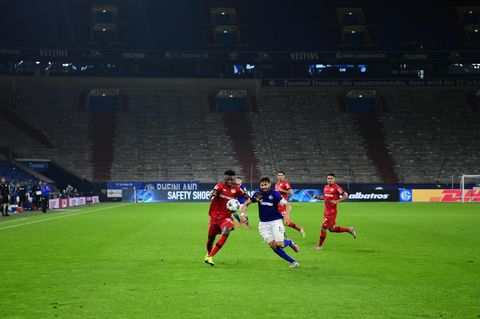 Schalke gegen Bayer Leverkusen