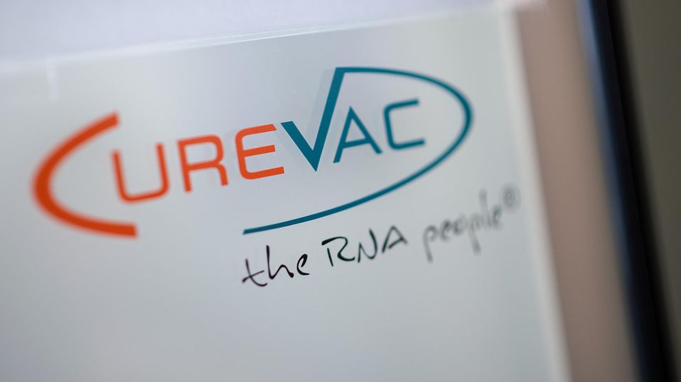 Das Logo des biopharmazeutischen Unternehmens CureVac