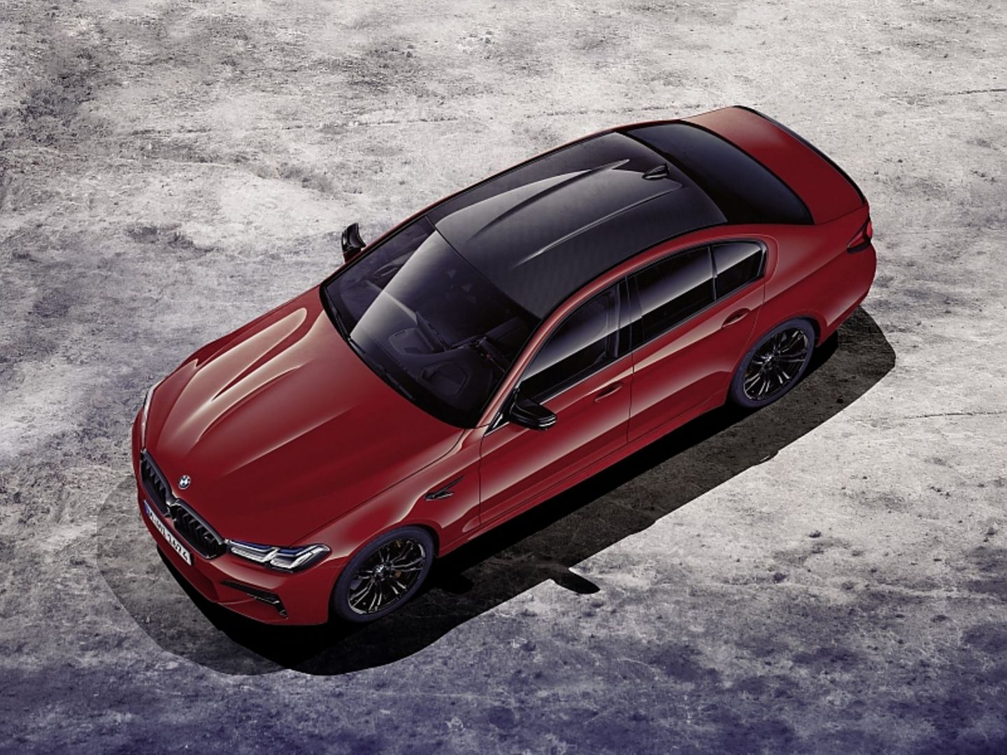 Beim BMW M5 Competition gibt es wieder ein Carbondach