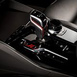 Die Kraftübertragung übernimmt die bekannte Achtgang-Automatik