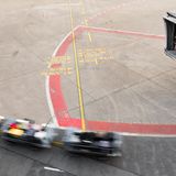 Am sechseckigen Linearterminal A wurde der Flugverkehr an 14 Fluggastbrücken abgewickelt