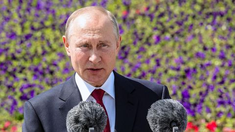 Wladimir Putin bei seinem ersten öffentlichen Auftritt seit Wochen