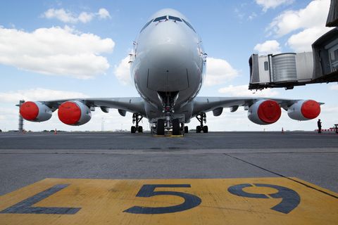 Covid-19 führte zur Stornierung von Flügen weltweit. Ganze Flotten bleiben seitdem am Boden