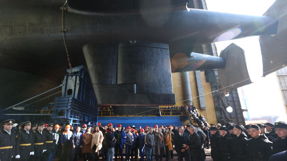 Im Ende 2019 lief das gigantische Mehrzweck -U-Boot "Belgorod" vom Stapel. Auch dieses Boot soll den Poseidon tragen können. Fotos von Khabarovsk gibt es noch nicht.