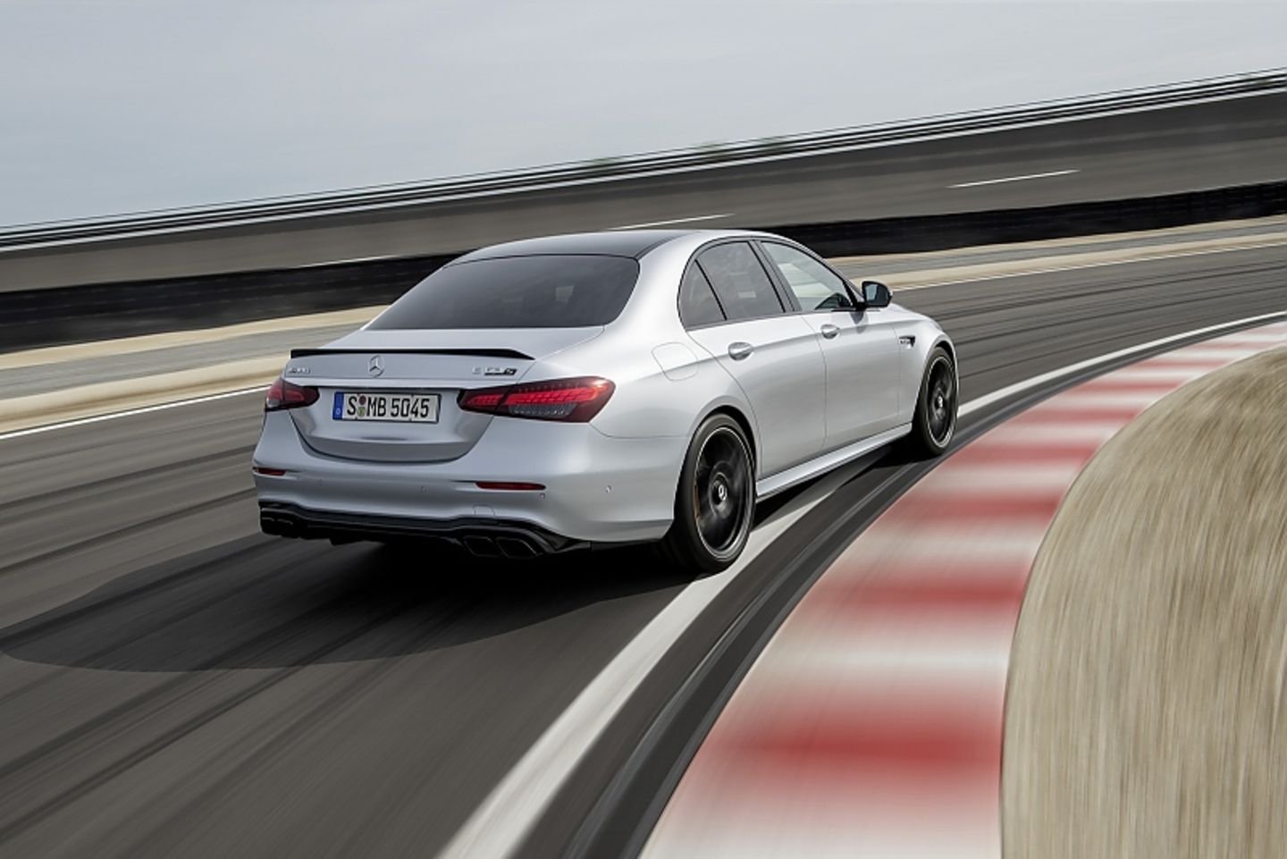 Mercedes AMG E63s