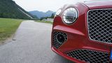 Trotzdem schafft der Bentley Continental GT V8 eine Höchstgeschwindigkeit von 318 km/h